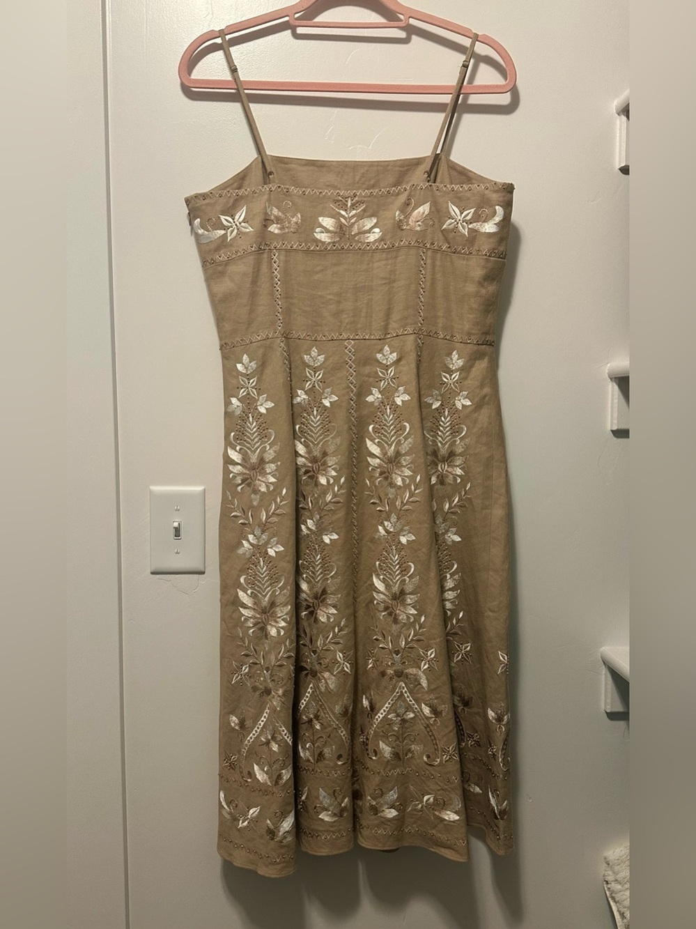 ANTONIO MELANI  Linen Blend Tan Embroider Dress. Size 10 - Picture 4 of 14